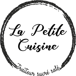Logo La Petite Cuisine traiteur — création web, photo et vidéo par Stardust Communication